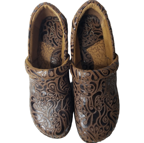 BOC Tooled Leather Paisley Farm Cottage Gorp Western Teacher Nurse Vet Size 9.5 - Picture 2 of 10
